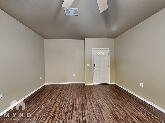 5th image of 2660 Chapel Creek Dr