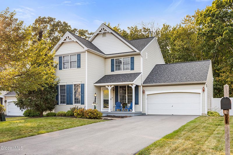 2nd image of 34 Lupine Drive