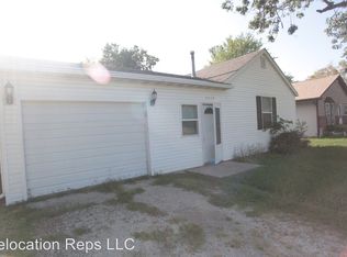 4325 9th St, East Moline, IL 61244