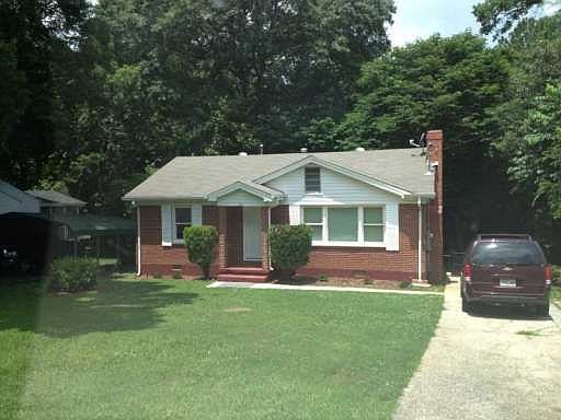 1st image of 150 Scott Dr SE