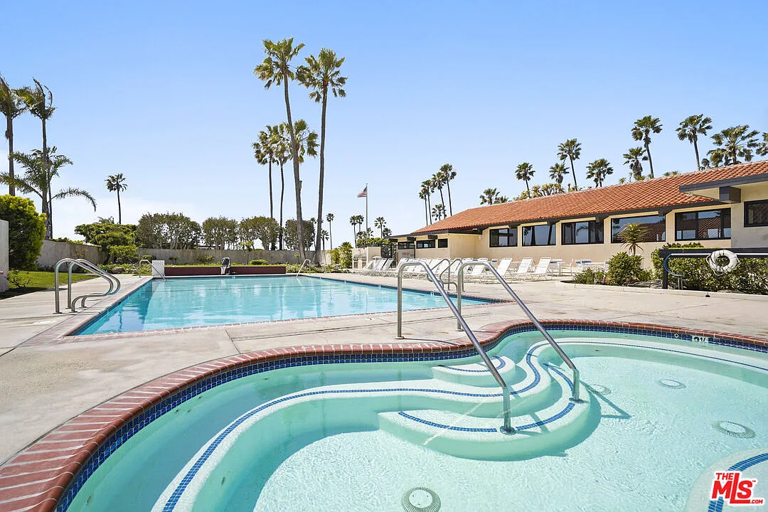 2 bed, 2.0 bath, $6,500 — Photo 1