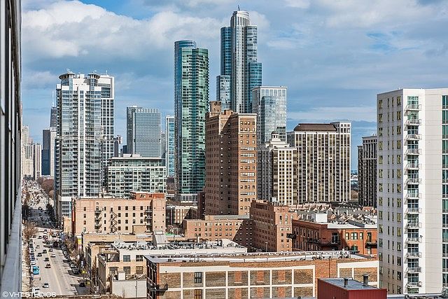 1st image of 1720 S Michigan Ave APT 1507