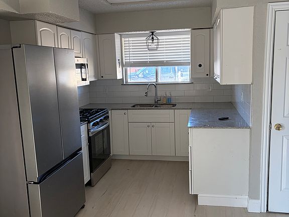 5th image of 509 Valentine Ln