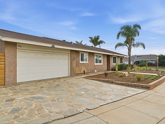 3rd image of 6521 Bamburgh Dr