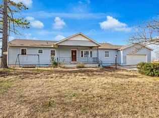 322 S Hilltop Rd, Apache, OK 73006