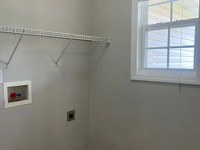 436 Chester Lake Pl — Photo 16