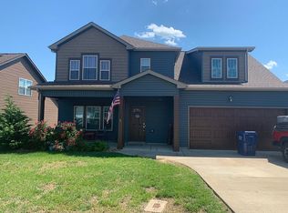 1156 Eagles Bluff Dr, Clarksville, TN 37040
