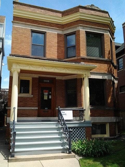3539 N Greenview Ave