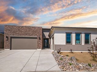 338 Porter Peak Dr, Carson City, NV 89701