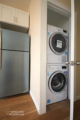 Rented by Vanguard Residential LLC | media 6