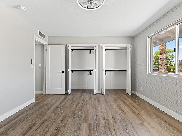 10423 W Monterosa Dr — Photo 22