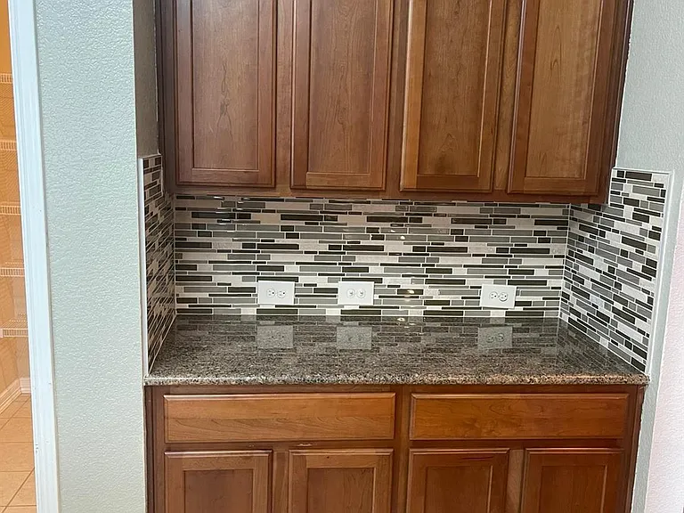 2516 Pearson Way — Photo 12