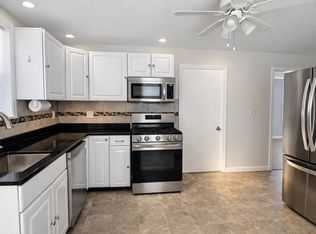 20 Hanson St UNIT 1, Salem, MA 01970