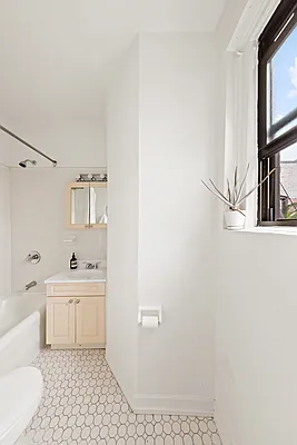 Rented by Douglas Elliman | media 8