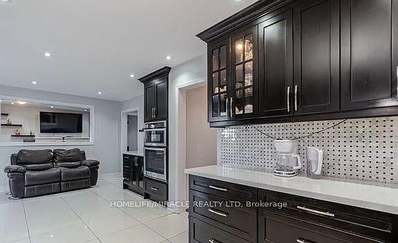 3rd image of 50 Hyatt Dr
