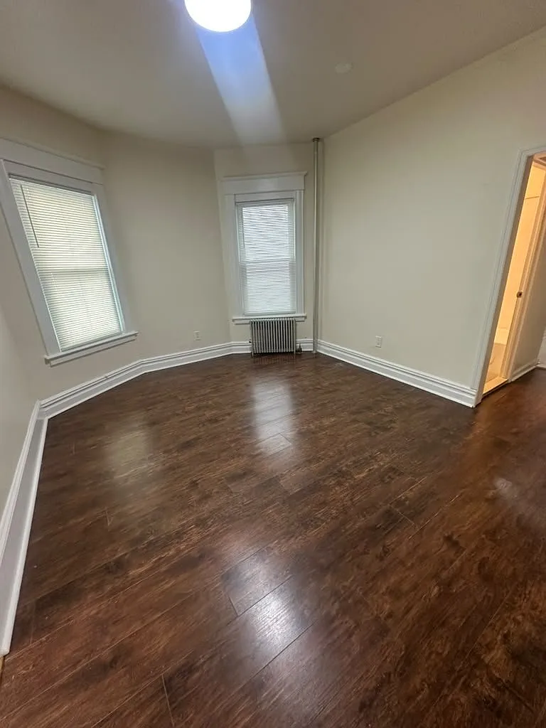 3 bed, 1.0 bath, $3,450 — Photo 1