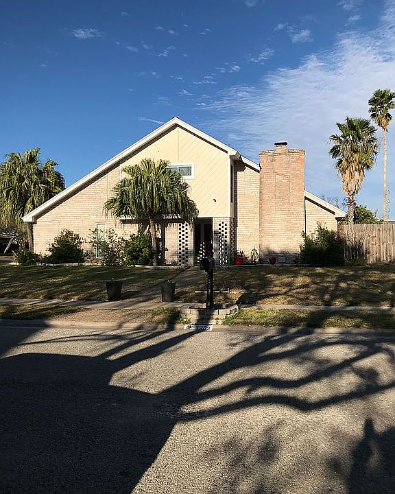 1st image of 5202 Wentworth Dr