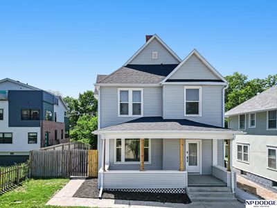 914 S 33rd St, Omaha, NE, 68105