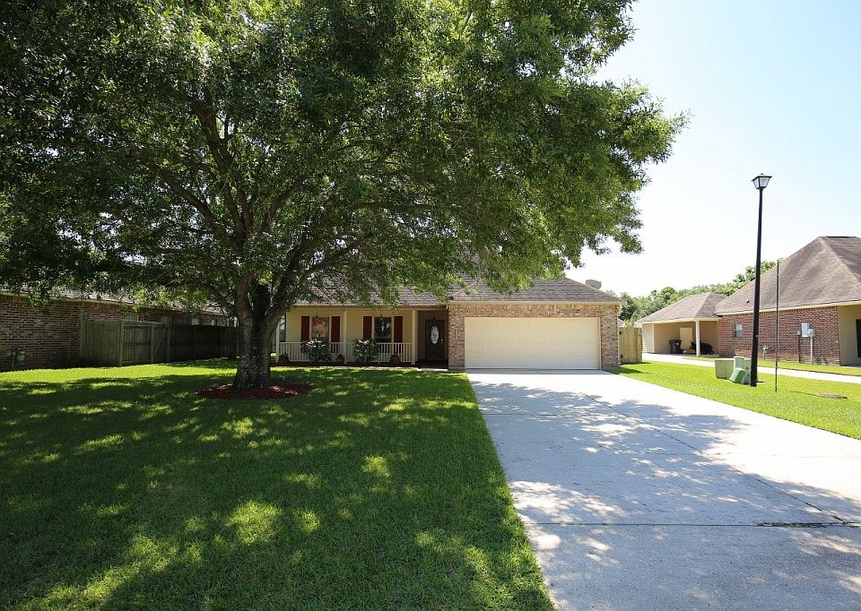 1st image of 38219 Graystone Ave