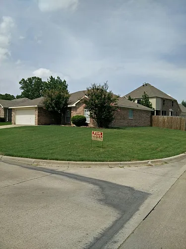 2700 Jennie Wells Dr Photo 1