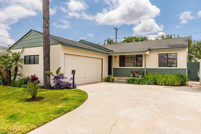 1st image of 924 Sorock Dr