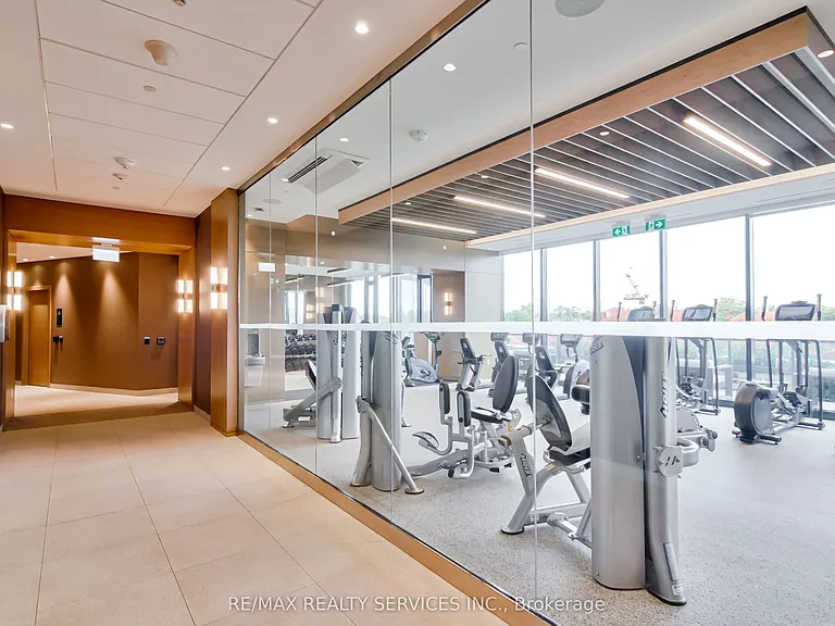 585 Bloor St E #2321 — Photo 33