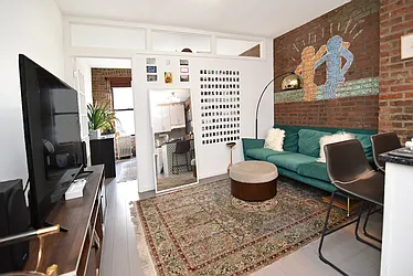 Rented by Ledvech Group