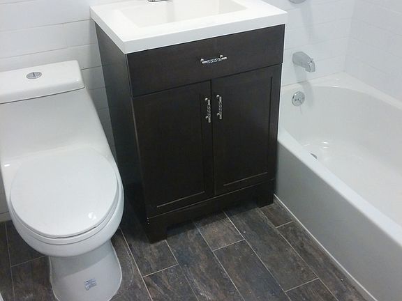 4th image of 3346 Hull Ave APT 3H