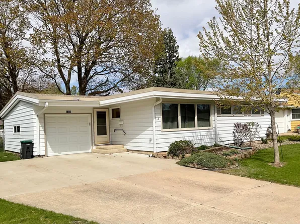 1405 5th St NW, Austin, MN 55912
