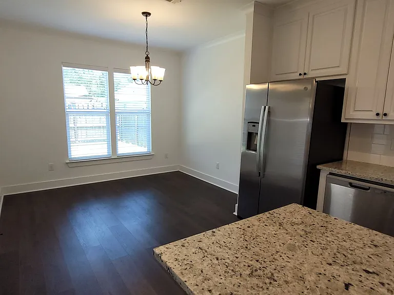 9587 S Creek Dr — Photo 6