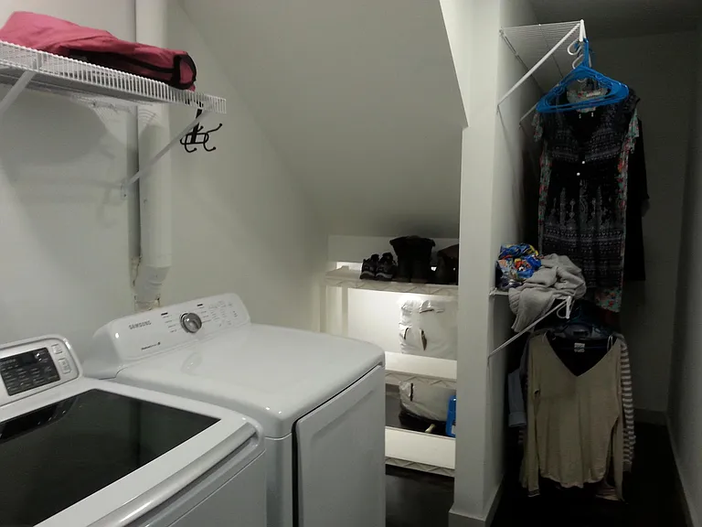4 Hyannis Dr #2 — Photo 2