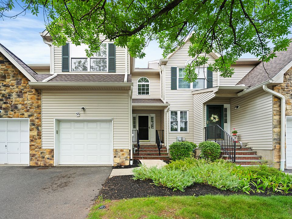 1st image of 53A Dewitt Ln