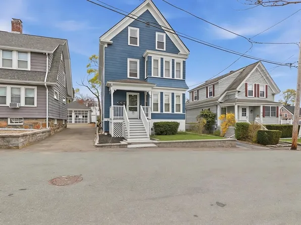 13 Roy St APT 3, Swampscott, MA 01907