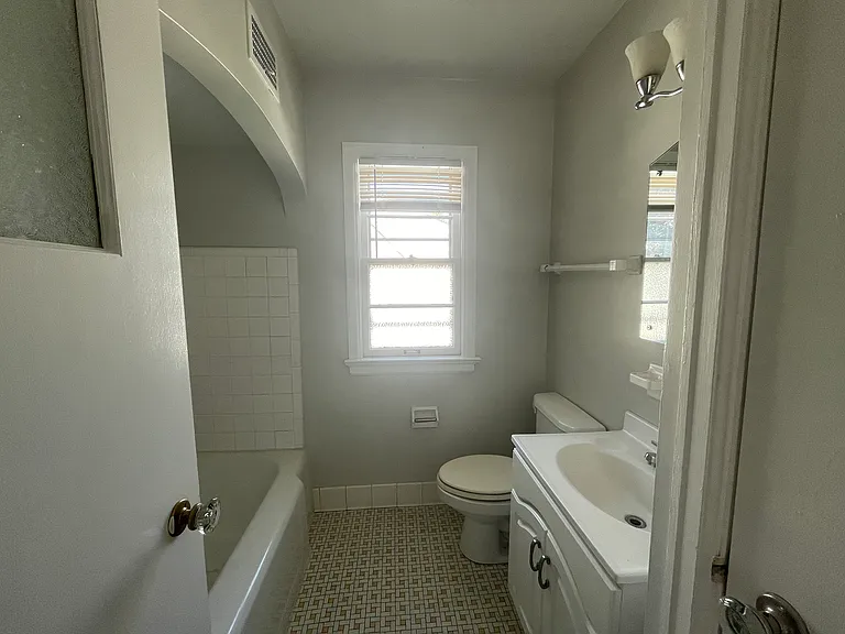 2020 S 82nd St #3 — Photo 10
