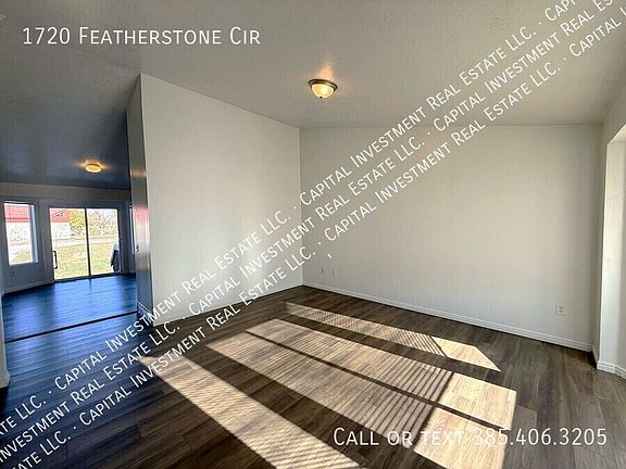 3rd image of 1720 Featherstone Cir