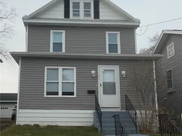 2814 Perry St, Erie, PA 16504