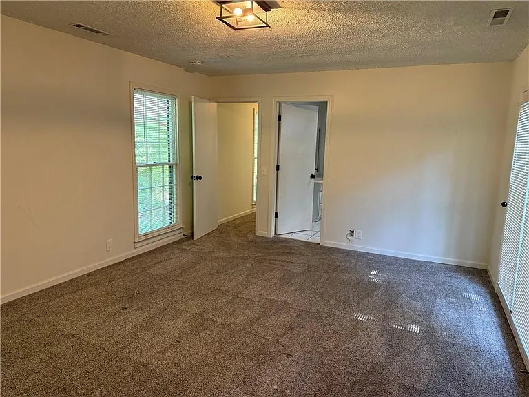 1253 Tinderbox Ln NW — Photo 8