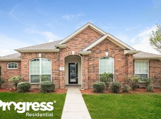 514 Azalea Dr, Glenn Heights, TX 75154