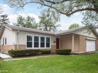 1335 Jamie Ln, Homewood, IL 60430