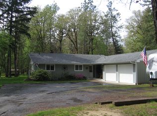 88900 Falcon Dr, Elmira, OR 97437