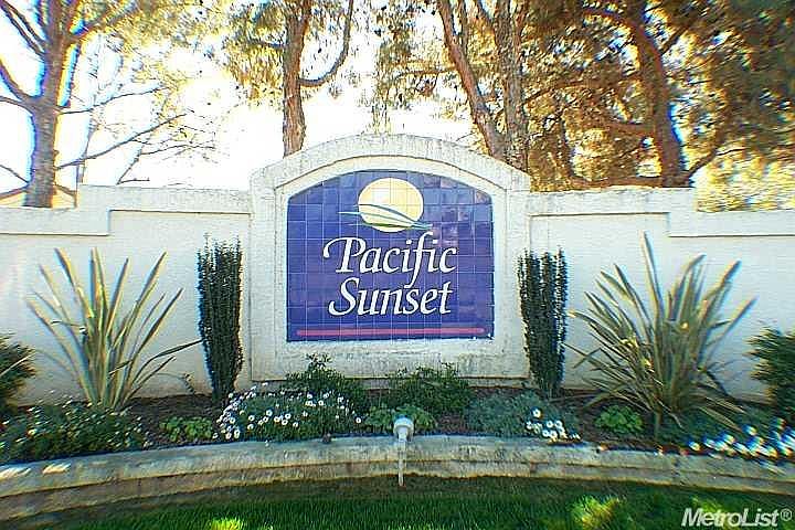 1st image of 2903 Beachcomber Dr E #E