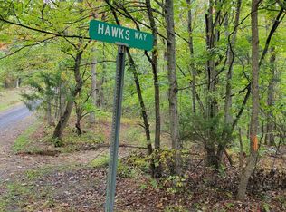 Hawks Way, Delray, WV 26714