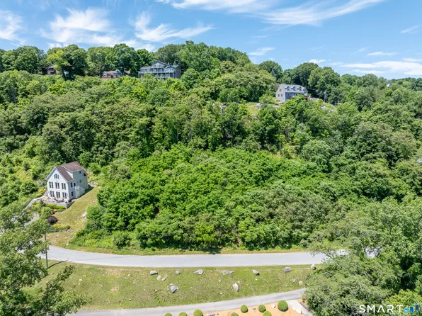 21 Candlewood Shore, New Milford, CT 06776