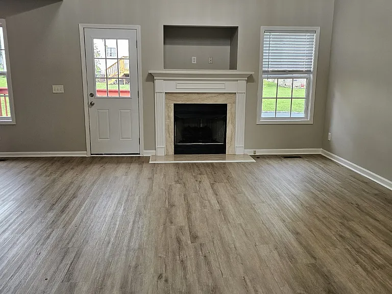 1032 Oakhall Dr — Photo 18