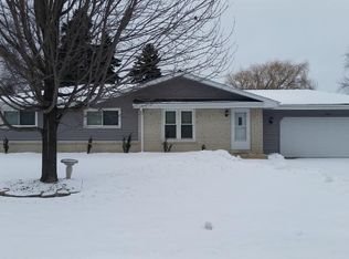 7403 Pheasant Trl, Racine, WI 53402