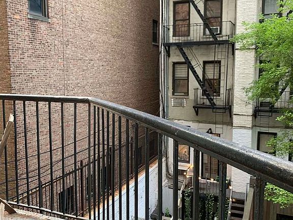 5th image of 431 E 86th St #2G