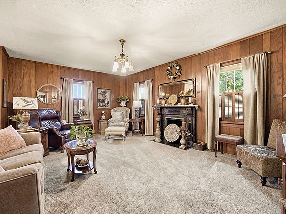 5th image of 3501 F Ave NW