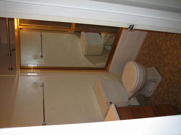 4th image of 845 Westmoreland Dr APT 6