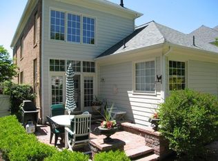 3841 Farrcroft Dr, Fairfax, VA 22030