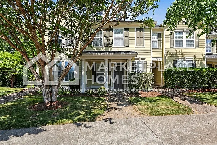 3013 Freeport Dr — Photo 1